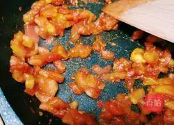 Illustration of how to make tomato, goose, egg and cucumber noodles 7