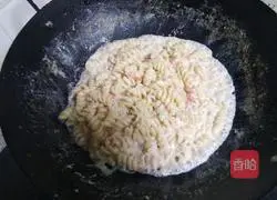 Illustration of how to make tomato cream spiral pasta 11