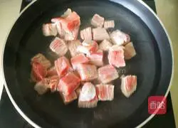 Beef, Tomato and Sweet Potato Soup Recipe Illustration 10