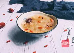 Illustration of how to make Tremella, Lotus Seed and Red Date Soup 8