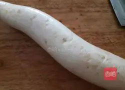  Illustration of how to make crispy pickled hot and sour radish 1