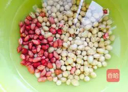 Soybean and peanut pig's trotters stew recipe 1