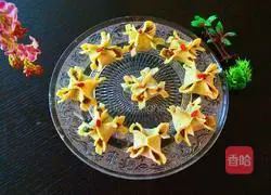 Xinwen Gourmet Style Steamed Dumplings Illustration 16