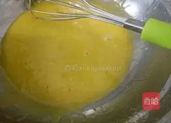 Illustration of making icing cookies 4