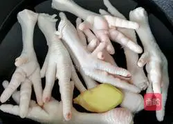 Illustration of how to make fresh lemon chicken feet 3