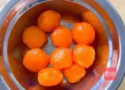 Illustration of how to make salted egg yolk siomai 2