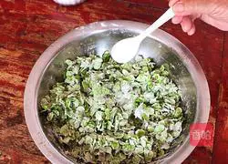 Illustration of how to make steamed yuqianwowo 5