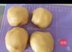 Illustration of making sugar cakes 2