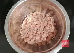 Illustration of how to make minced meat and fried edamame rice 1