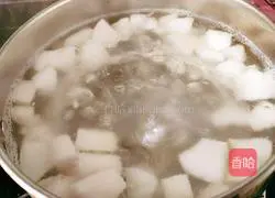 Honey Sydney Rose Tea Recipe Illustration 4