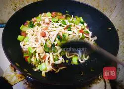 Illustration of Homemade Fried Noodles 11