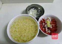 Illustration of how to make spicy egg noodles 3