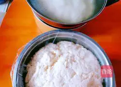 Illustration of how to make steamed buns and flower rolls 6