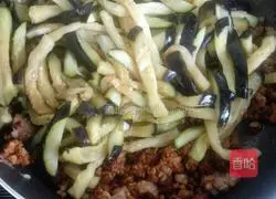 Illustration of how to make minced meat and eggplant stew 6