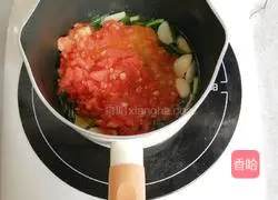 Illustration of tomato and beef ball soup 4