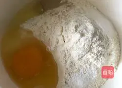 Illustration of how to make fennel fried dough sticks 2