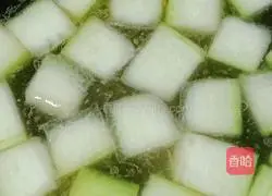 Illustration of how to make winter melon and meatball soup 6