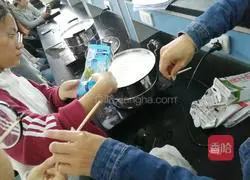 Illustration of homemade yogurt 2