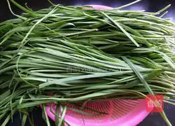 Illustration of how to make leek and pork dumplings 2