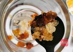 Peach gum millet soup recipe 4