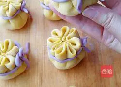 How to make lucky bag bean paste buns 7
