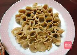 Steamed vegetables: Illustration of making oatmeal rolls 12