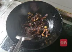 Secret Vegan Hot and Sour Noodles Illustration of how to do it 6