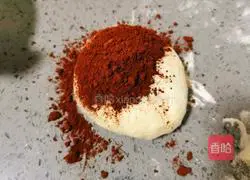 Illustration of how to make pumpkin and cocoa flower steamed buns 4