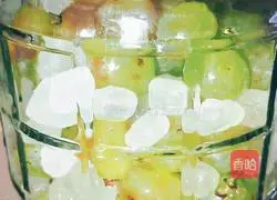 Illustration of homemade wine 5