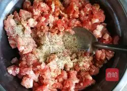 Illustration of how to make meat stuffed with tiger skin and green pepper 2