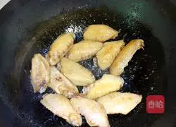 Illustration of braised chicken wings 5