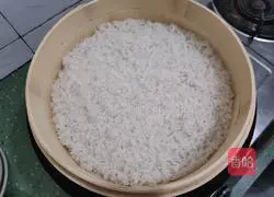 Illustration of how to make sweet glutinous rice wine 1