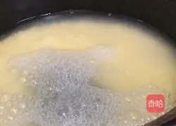 Illustration of how to make shrimp and millet breakfast cakes 2