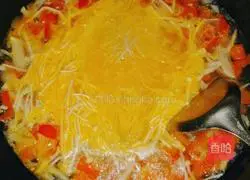 Illustration of how to make tomato chowder soup 5