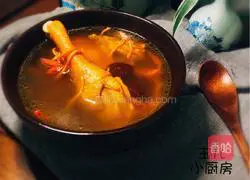 Sichuan - Illustration of how to stew native chicken with cordyceps flowers 9