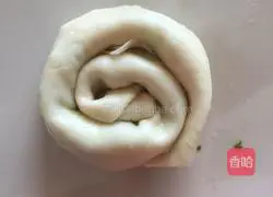 Illustration of how to make egg, chive and scallion pancakes 6