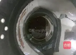 Illustration of how to make noodles with scallion oil 5