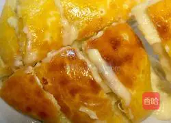 Illustration of how to make fried cheese durian cake 9