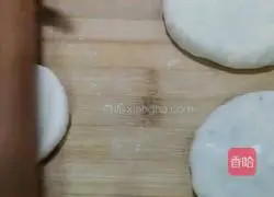 Illustration of how to make a box of leeks that are not hard after cooling 12