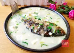 Illustration of how to make crucian carp tofu soup 15