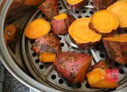 Illustration of how to make sweet potato buns 1