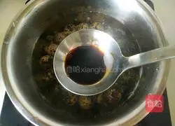 Illustration of how to make spiced quail eggs 9