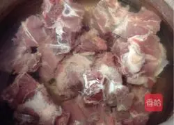 Seasonal Vegetable Spare Ribs Soup Illustration 1