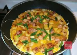 Xinwen Gourmet Internet celebrity steamed buns transformed into egg and ham cakes illustration 12