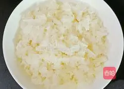 Illustration of Tremella Loquat Soup (Baby Complementary Food) 2