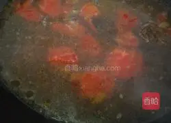 Illustration of how to make tomato beef noodles 4