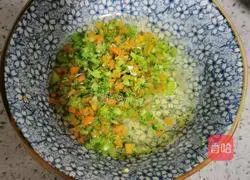 Illustration of how to make steamed eggs with mixed vegetables 6