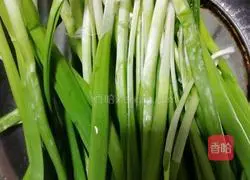 Illustration of how to make stove bags 1