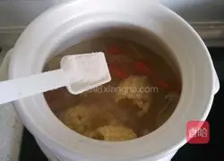 Illustration of how to make shrimp and corn tonic soup 16