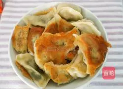 Illustration of how to make crispy fried dumplings 10